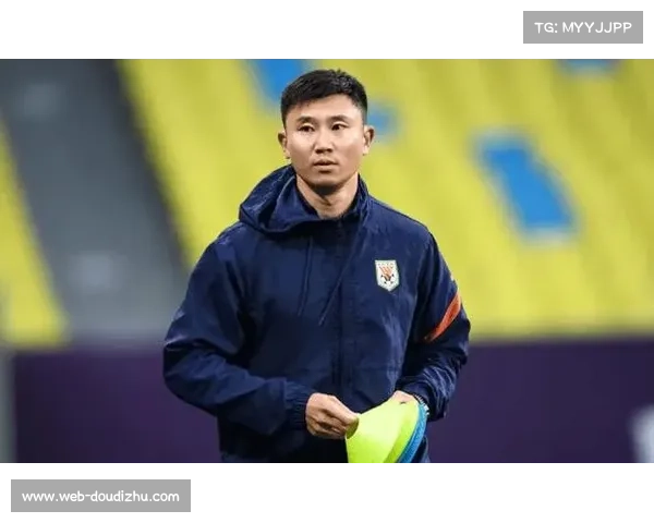 退役国脚转型教练 执教中甲球队开启新篇章
