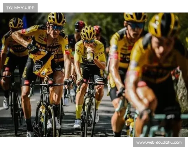 山地火车战术再显威力：回顾珍宝车队环西赛三主将配合制胜经典案例